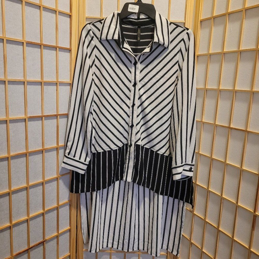 IC by Connie K Womens Black White Semi Sheer Striped Hi Low Blouse Sz M